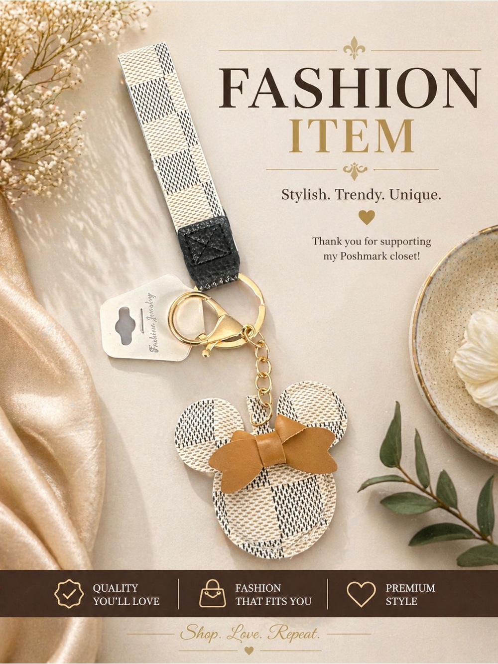 🔥🔥🔥🔥FASHION ITEM🔥🔥🔥🔥Stylish Cream Plaid Mouse Keychain with Tan Bow